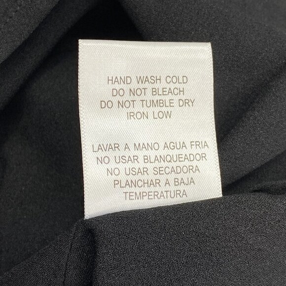 Hyacinth House Women’s Jacquard Floral Sleeveless Blouse - Picture 11 of 11